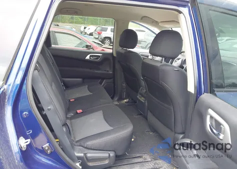 2017 Nissan Pathfinder S z USA, uszkodzony, nr VIN 5N1DR2MM7HC690299